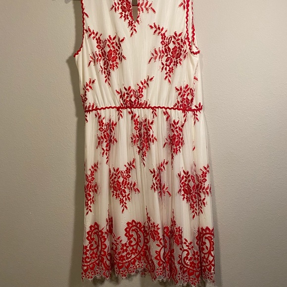NWOT Chelsea & Violet Red/White Tulle Dress Size M - Picture 2 of 6